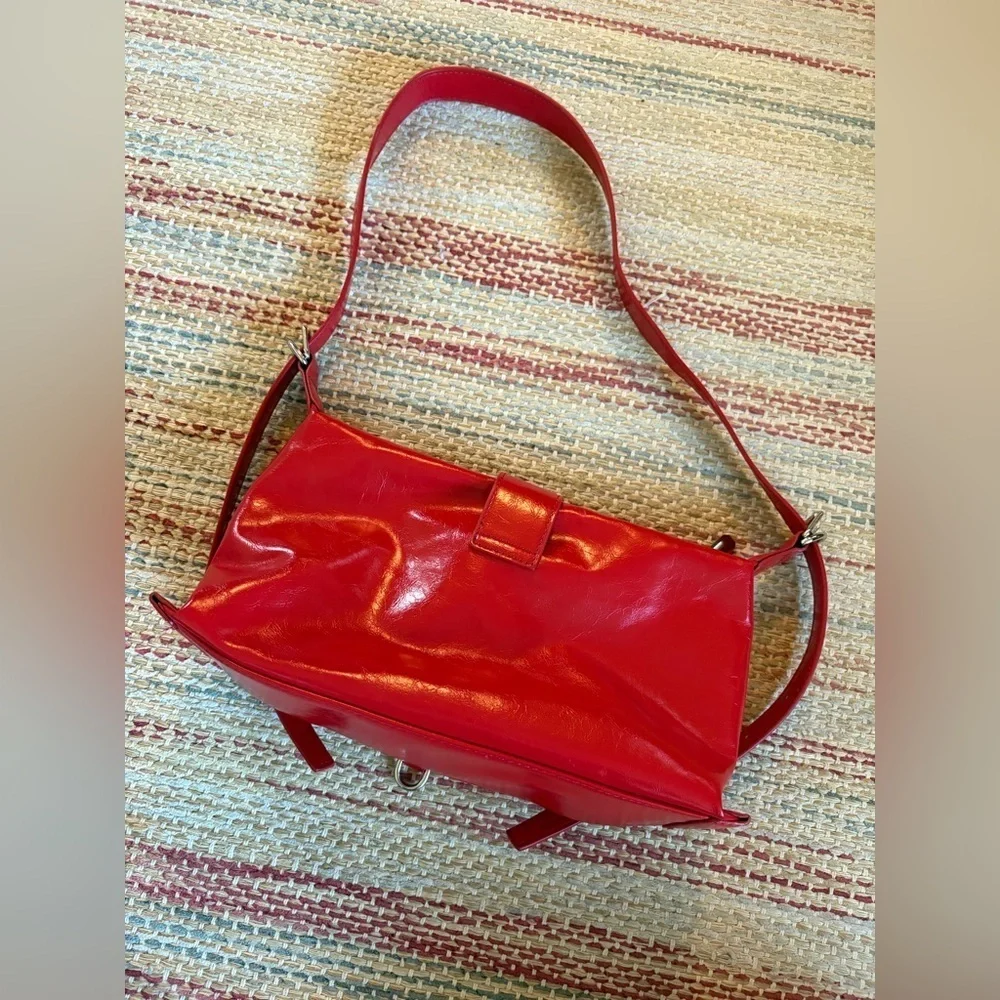 NWOT PRINCESS POLLY “Anatolius Shoulder Bag” in red!
